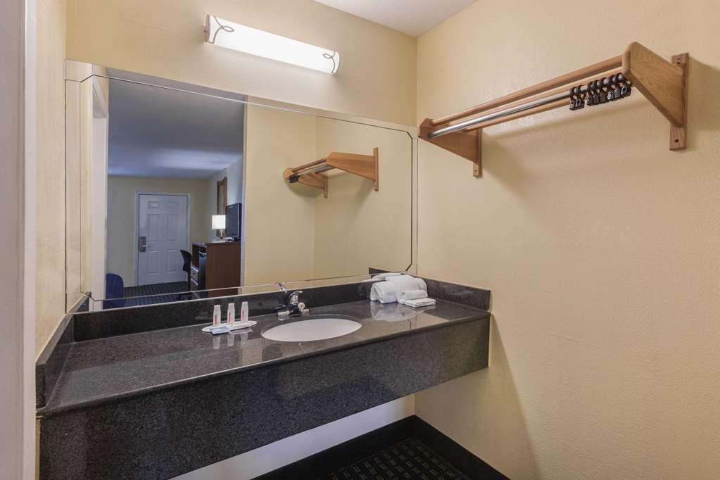 Travelodge By Wyndham Natchitoches Oda fotoğraf