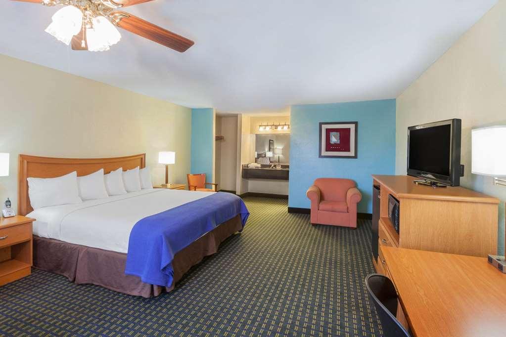 Travelodge By Wyndham Natchitoches Oda fotoğraf