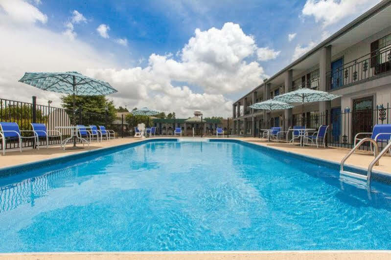 Travelodge By Wyndham Natchitoches Dış mekan fotoğraf